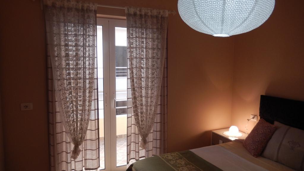 Jelena'S Luxury Apartments Sarandë Eksteriør billede