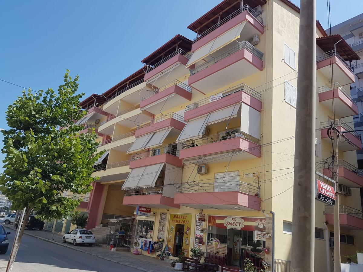Jelena'S Luxury Apartments Sarandë Eksteriør billede