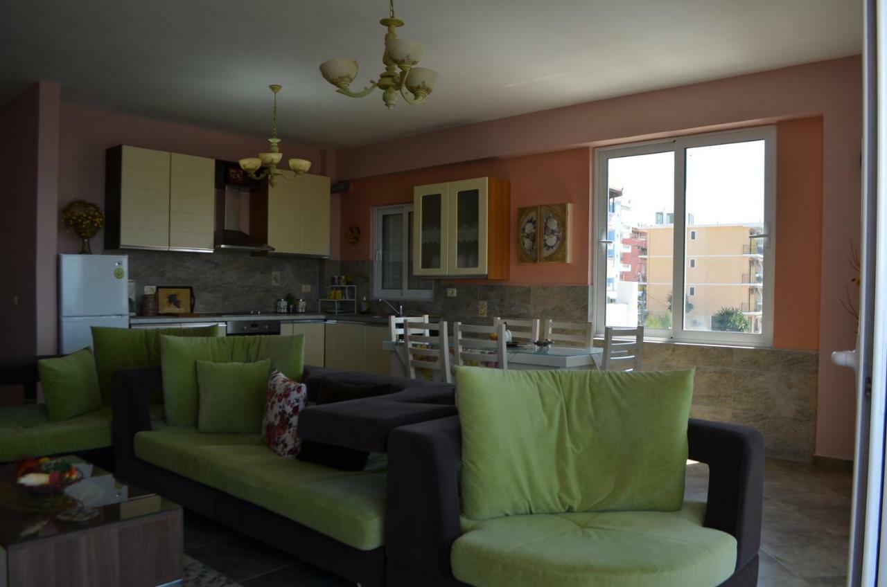 Jelena'S Luxury Apartments Sarandë Eksteriør billede